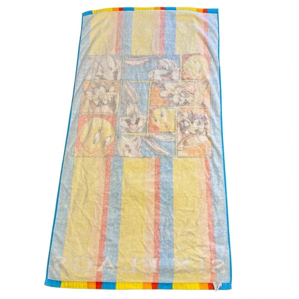 Vintage Looney Tunes Six Flags Beach‎ Towel Tweety Bugs Bunny Taz 51x27.5